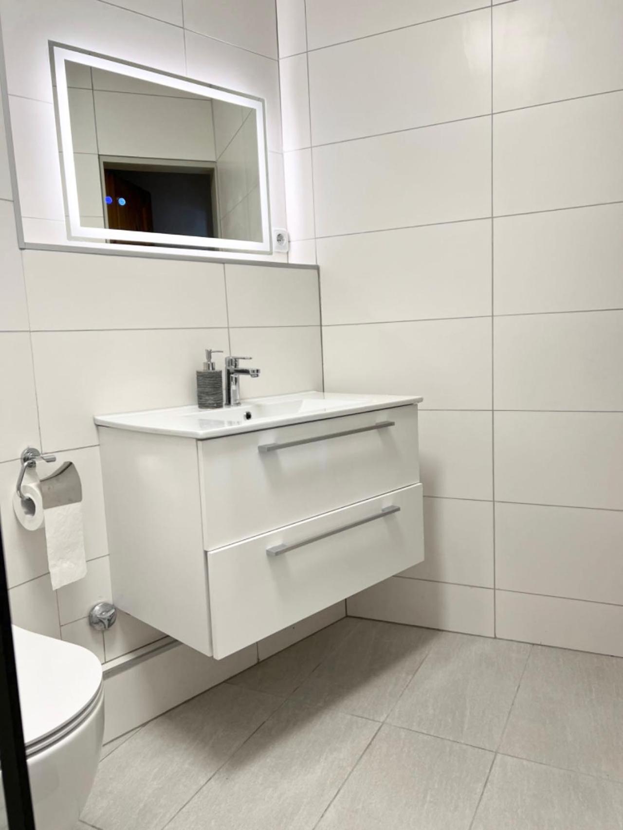 Duesseldorf Messe, 2-Bedroom Duplex Apartment With Terrace And Garden Экстерьер фото